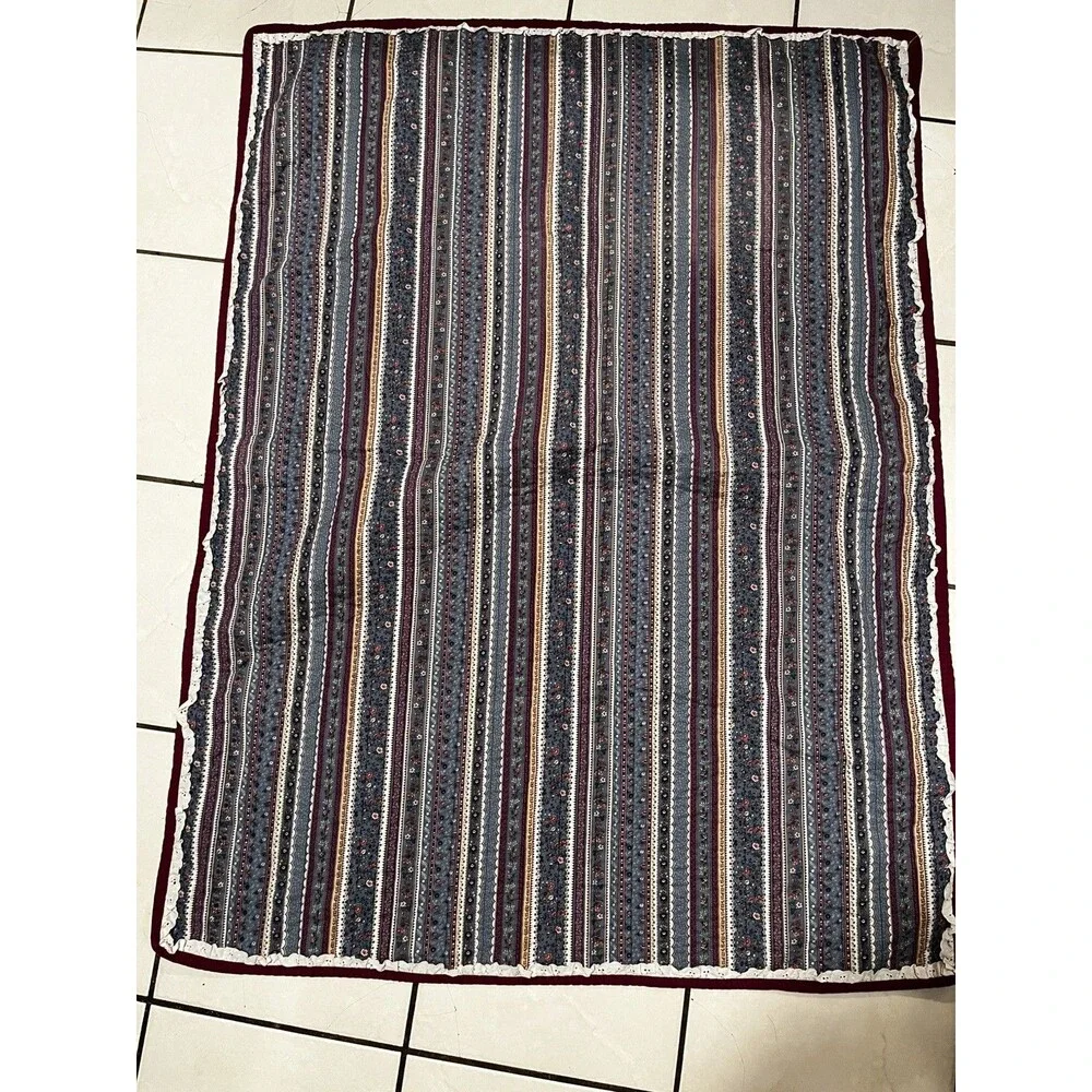 Vintage Americana Quilted Blanket with Stripe Floral Pattern and Ruffle Trim